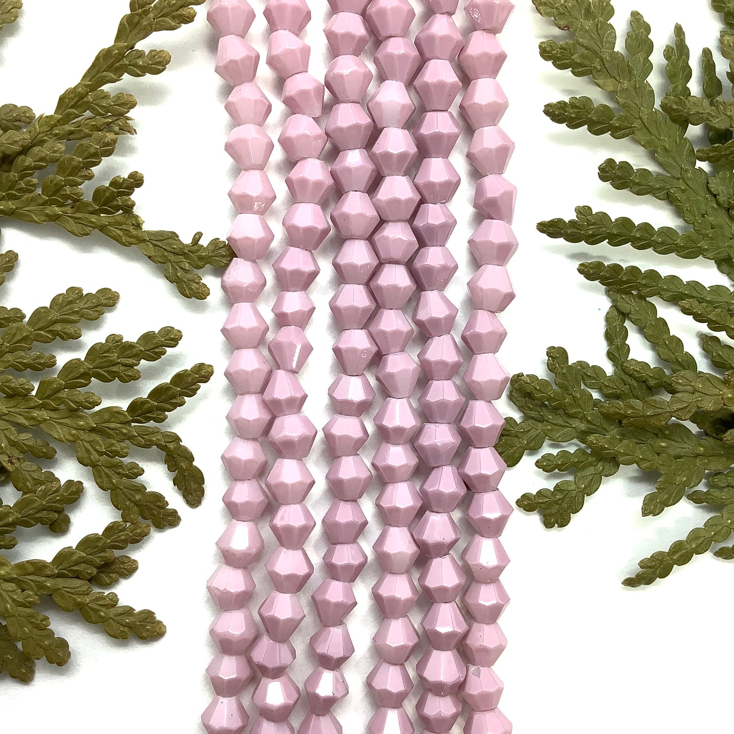 Crystal Bicone 4mm Opaque Light Purple