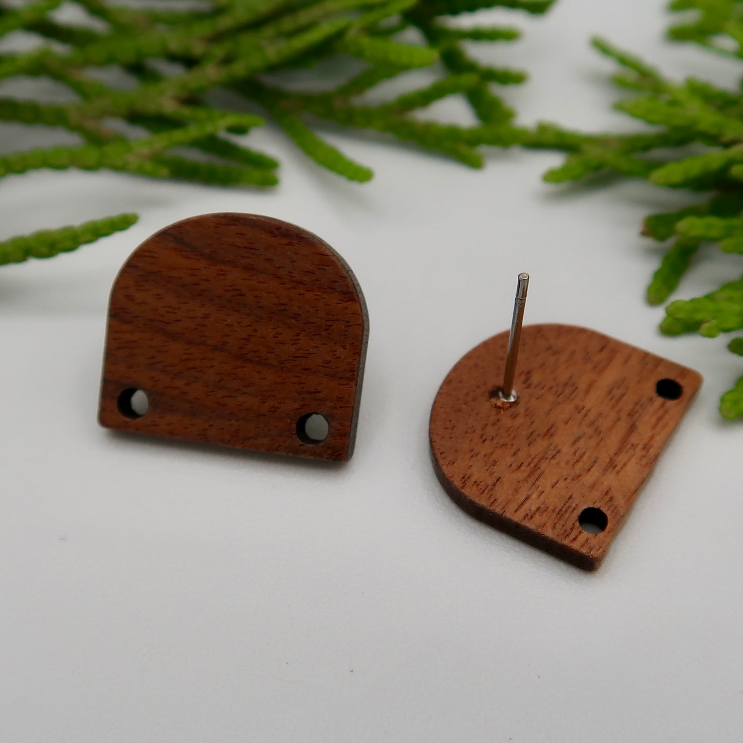 Natural Wood Studs - 1 pair