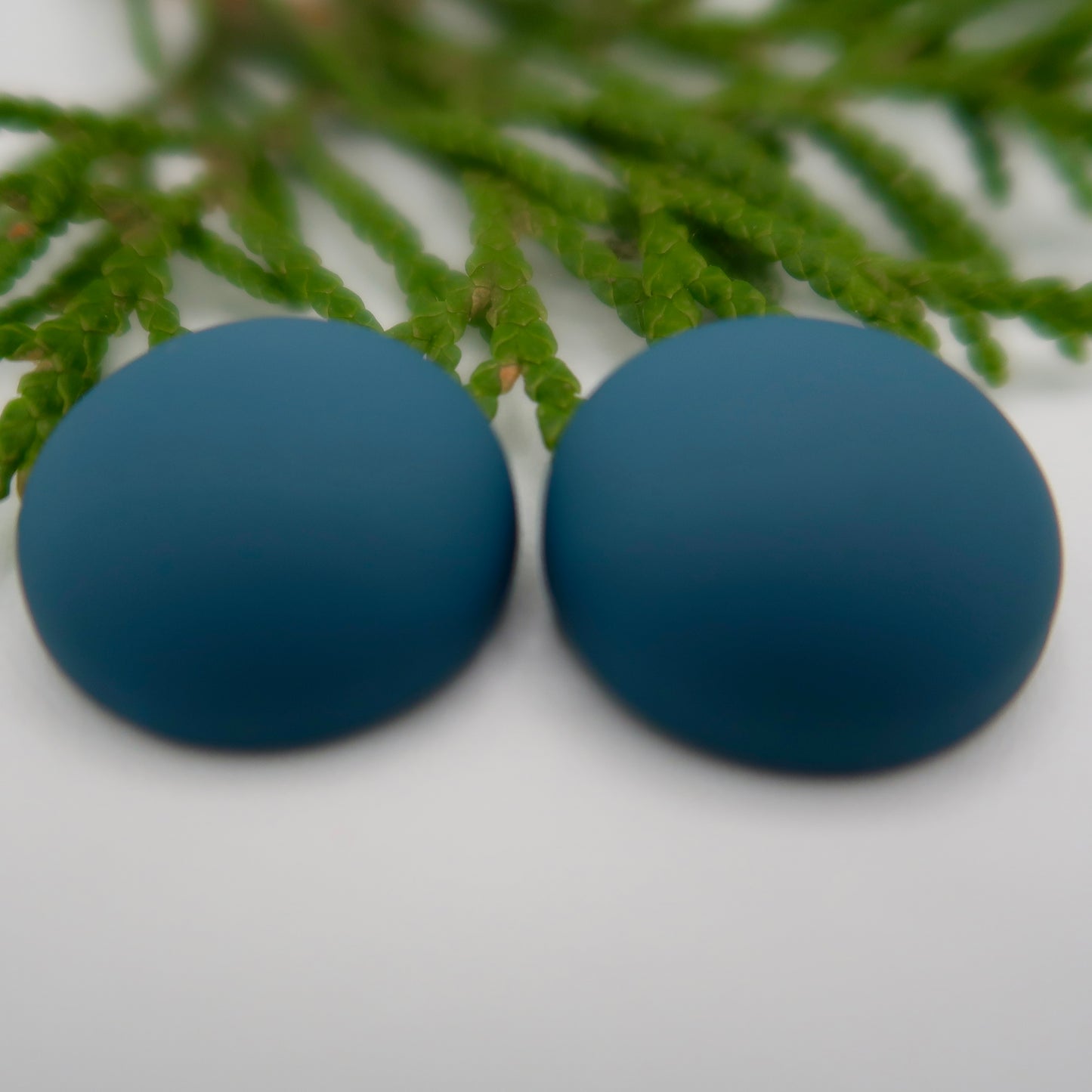 Matte Dome Resin Cabs 16mm & 18mm - 1 pair