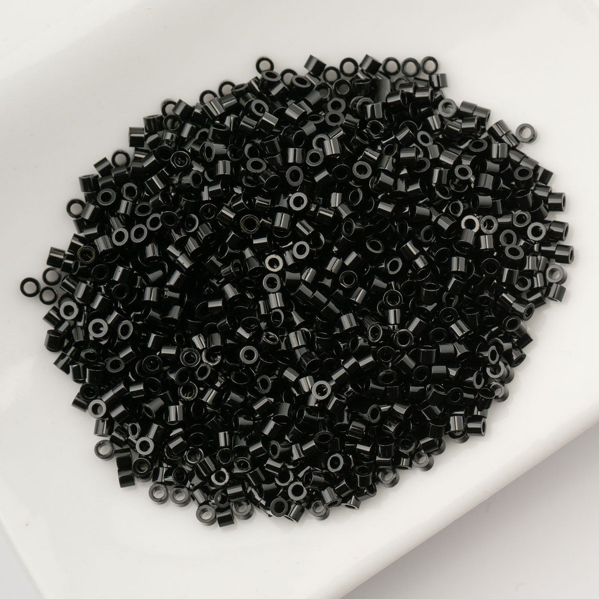 Opaque Black - Cylin Bead 11/0 - 25g
