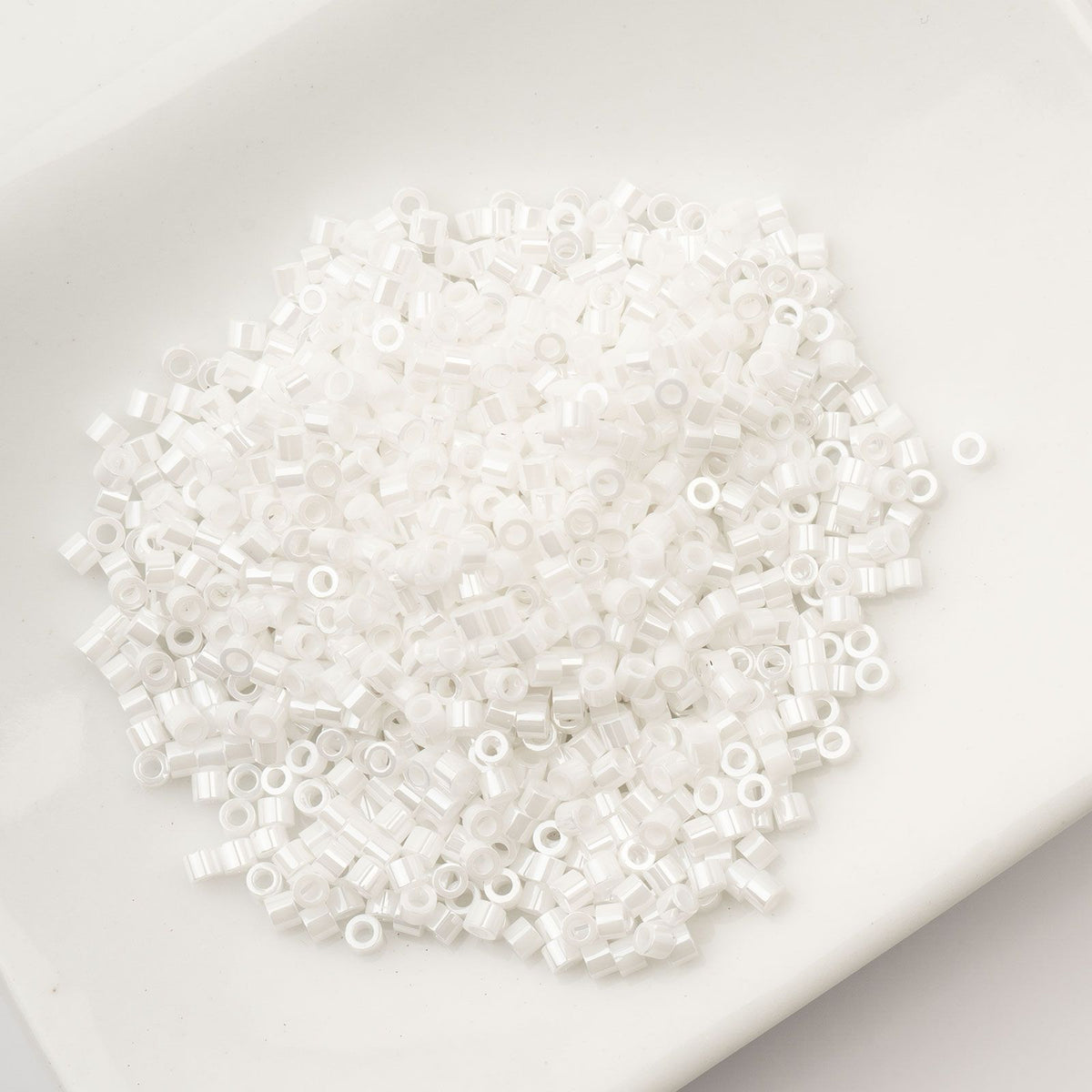 White Pearl Luster - Cylin Bead 11/0 - 25g