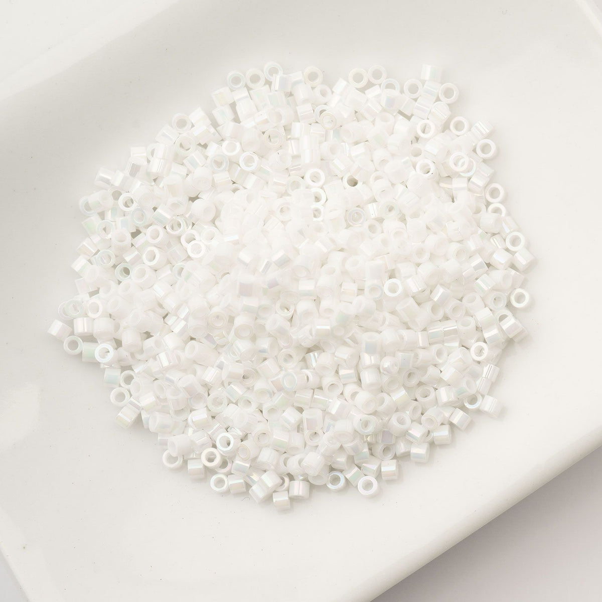 White Pearl AB - Cylin Bead 11/0 - 25g