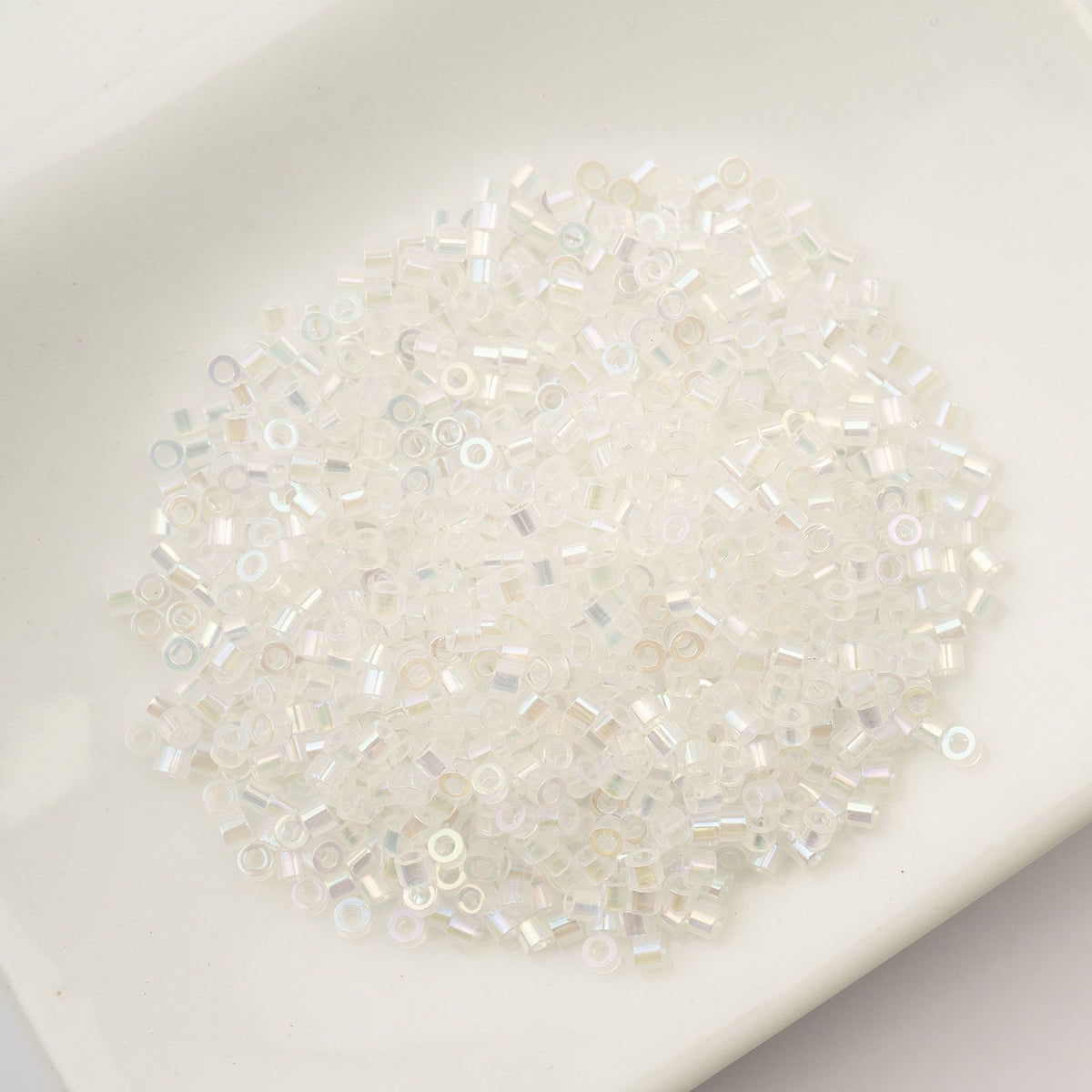 White Opal AB - Cylin Bead 11/0 - 25g