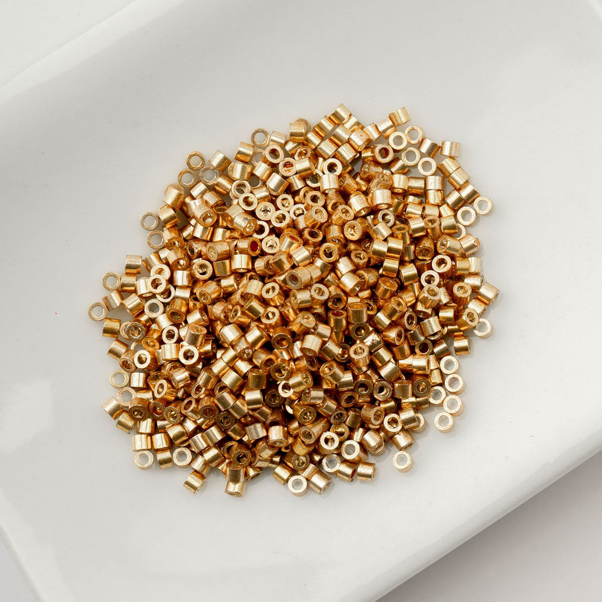 Opaque Toasted Caramel - Cylin Bead 11/0 - 25g