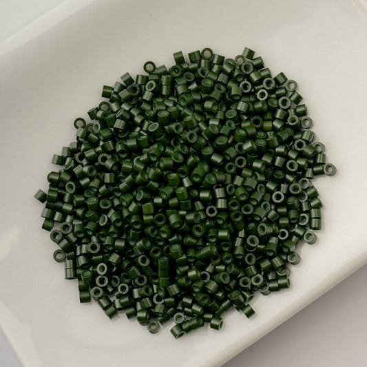 Opaque Forest Green - Cylin Bead 11/0 - 25g