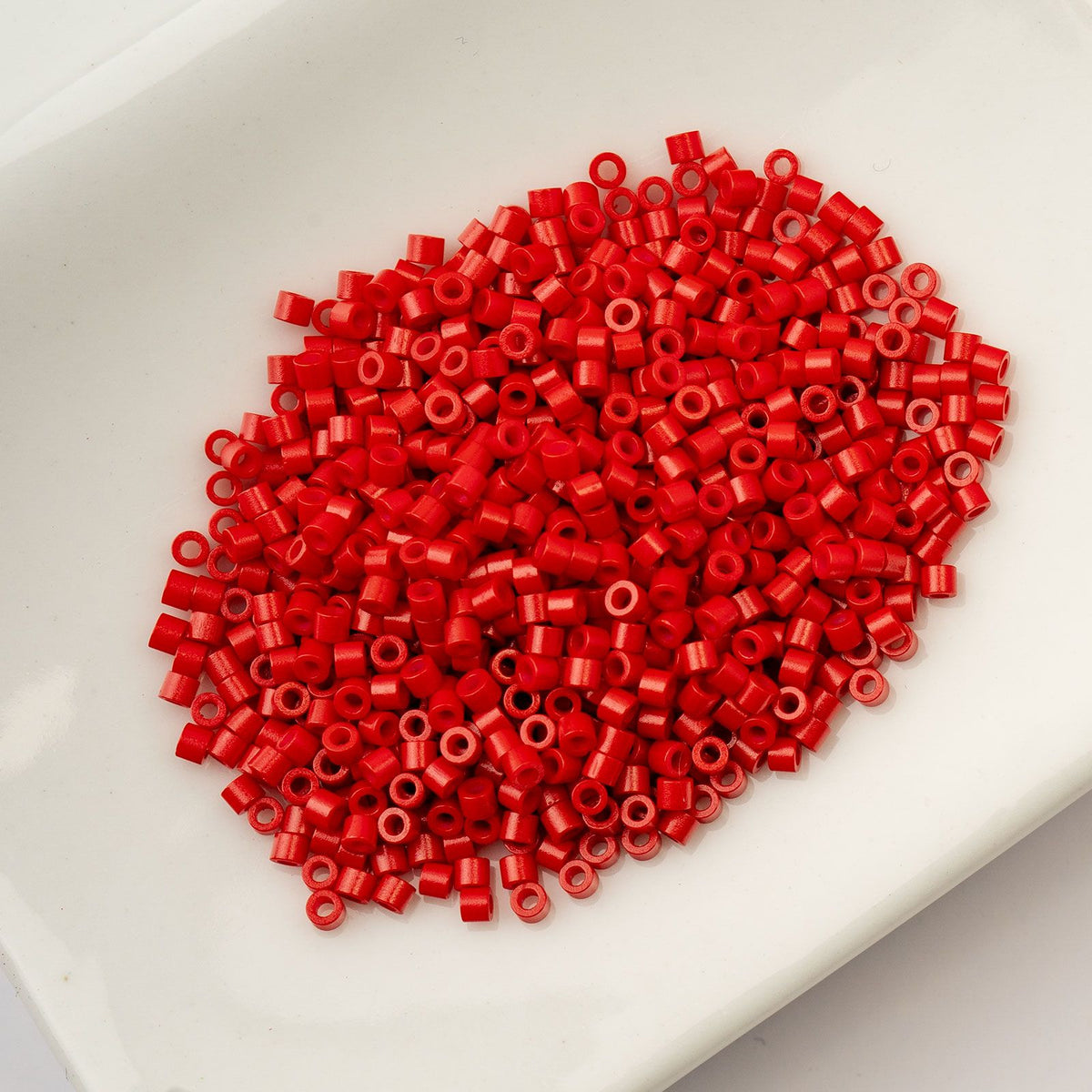 Opaque Red - Cylin Bead 11/0 - 25g