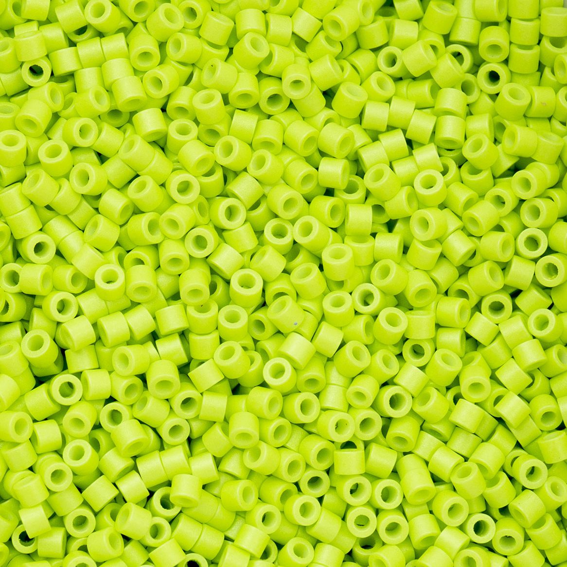 Opaque Chartreuse - Cylin Bead 11/0 - 25g
