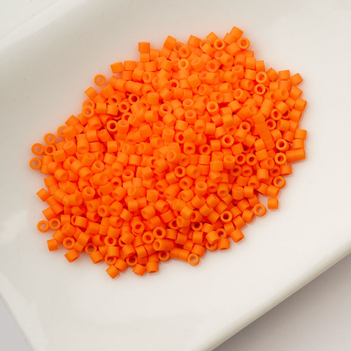 Opaque Mango Burst - Cylin Bead 11/0 - 25g