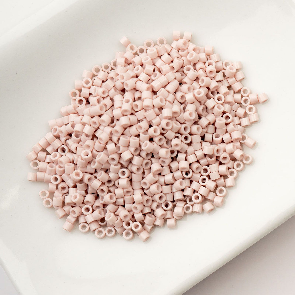 Opaque Pale Rose - Cylin Bead 11/0 - 25g