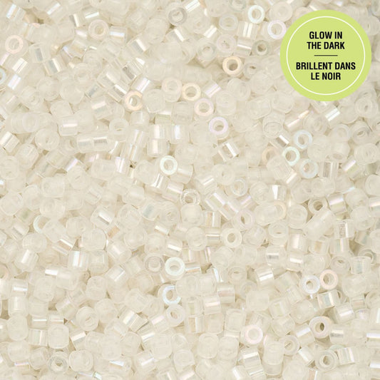 White to Turquoise Glow in the Dark AB - Cylin Bead 11/0 - 25g