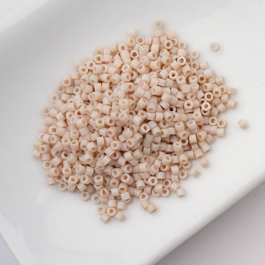 Oat Milk Matte Macaron - Cylin Bead 11/0 - 25g