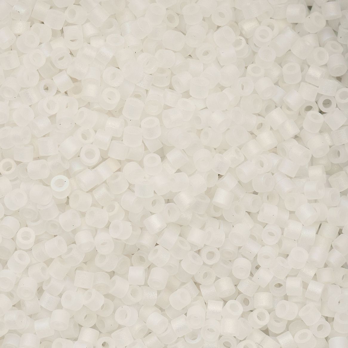 White Matte Macaron AB - Cylin Bead 11/0 - 25g