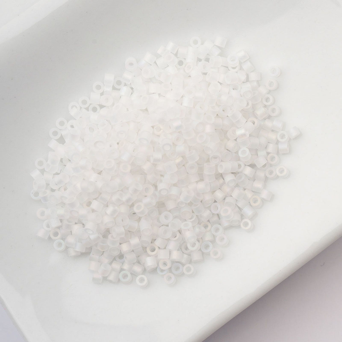 White Matte Macaron AB - Cylin Bead 11/0 - 25g