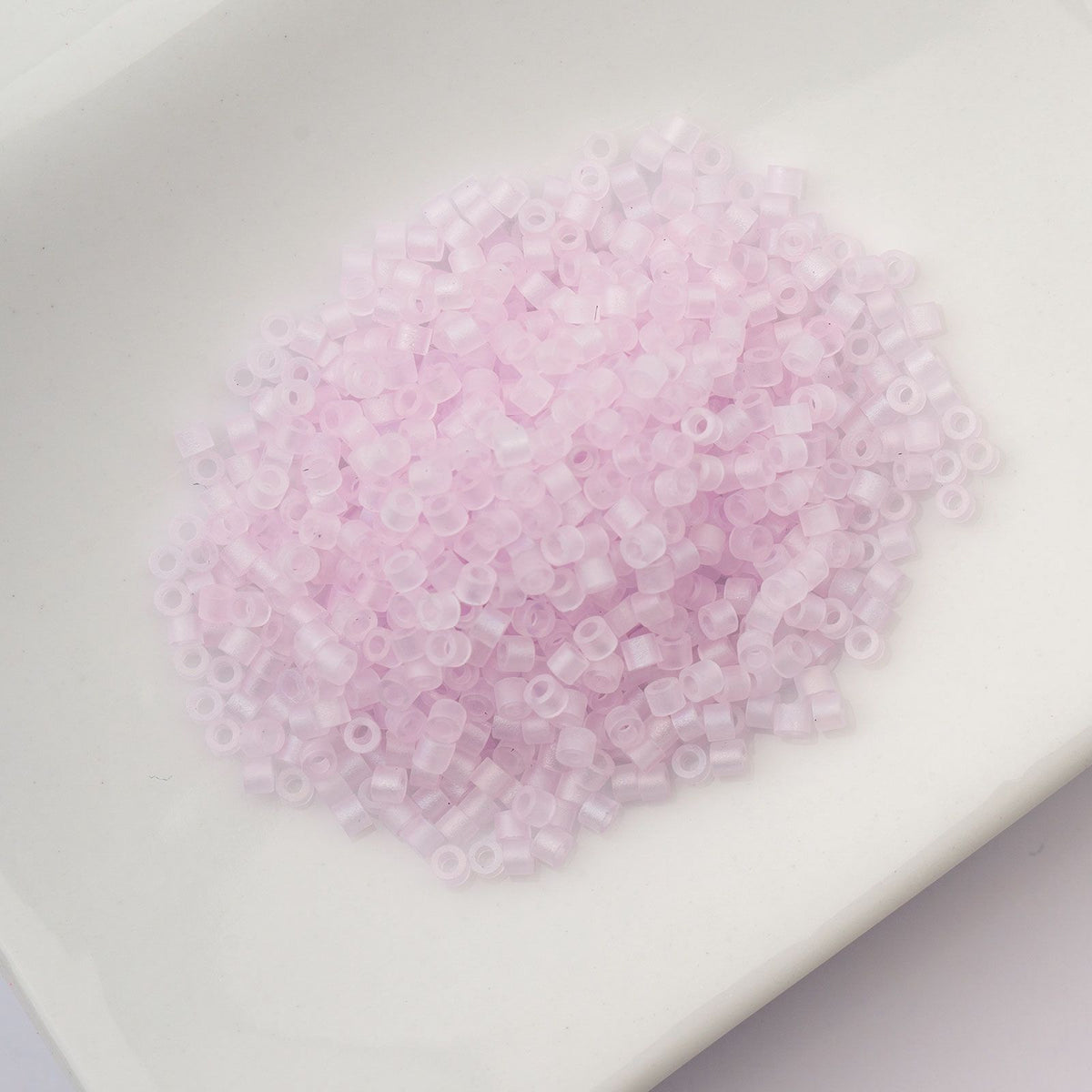 Pale Lavander Matte Macaron AB - Cylin Bead 11/0 - 25g