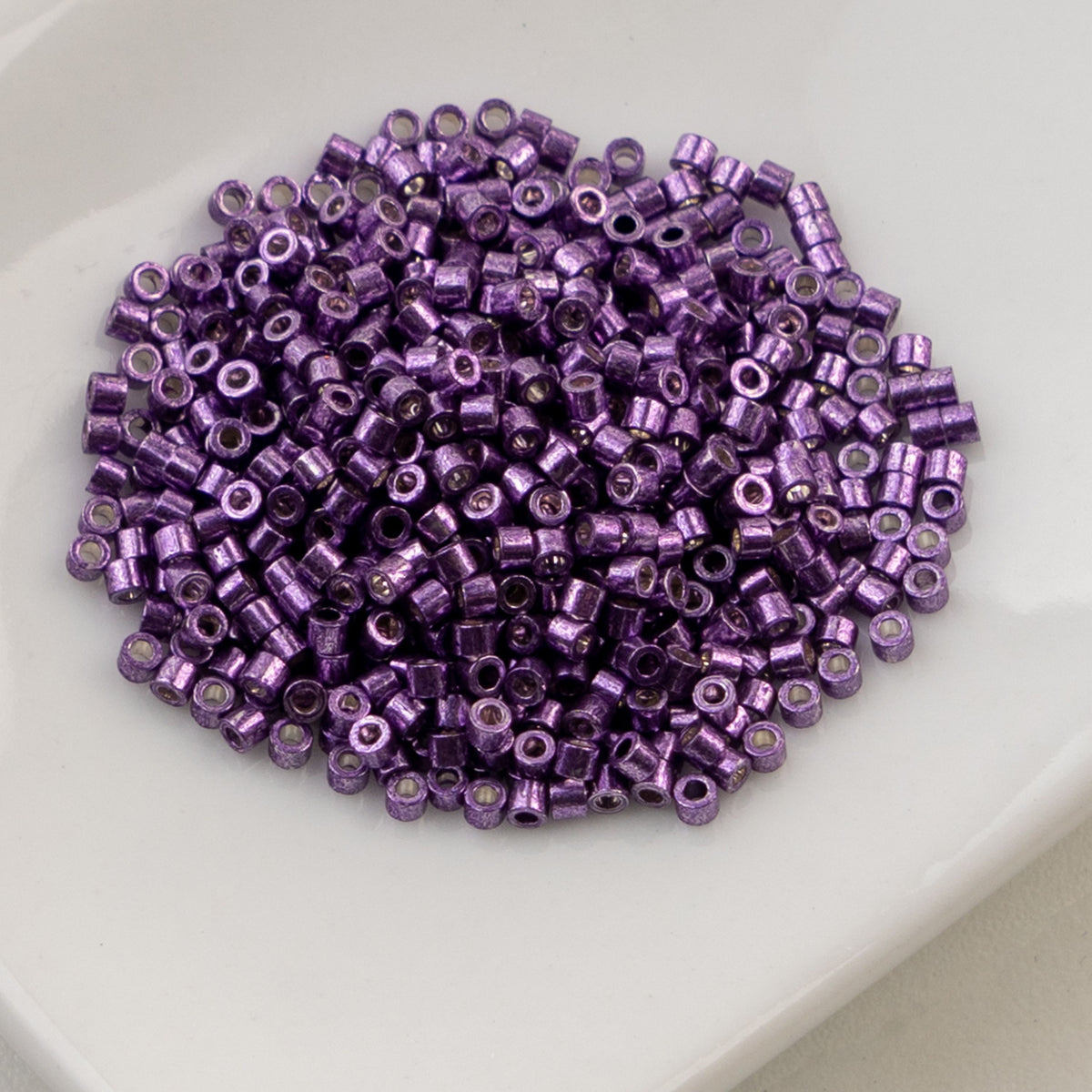 Opaque Electro Lilac - Cylin Bead 11/0 - 25g