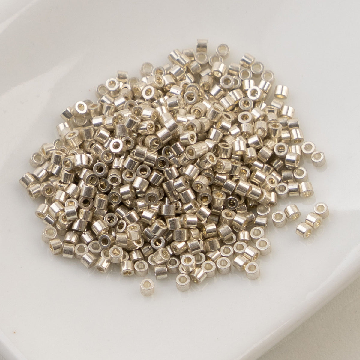 Metaluxe Silver - Cylin Bead 11/0 - 25g
