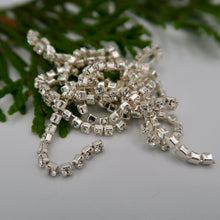 Load image into Gallery viewer, Rhinestone Chain ss6.5 Crystal/Silver
