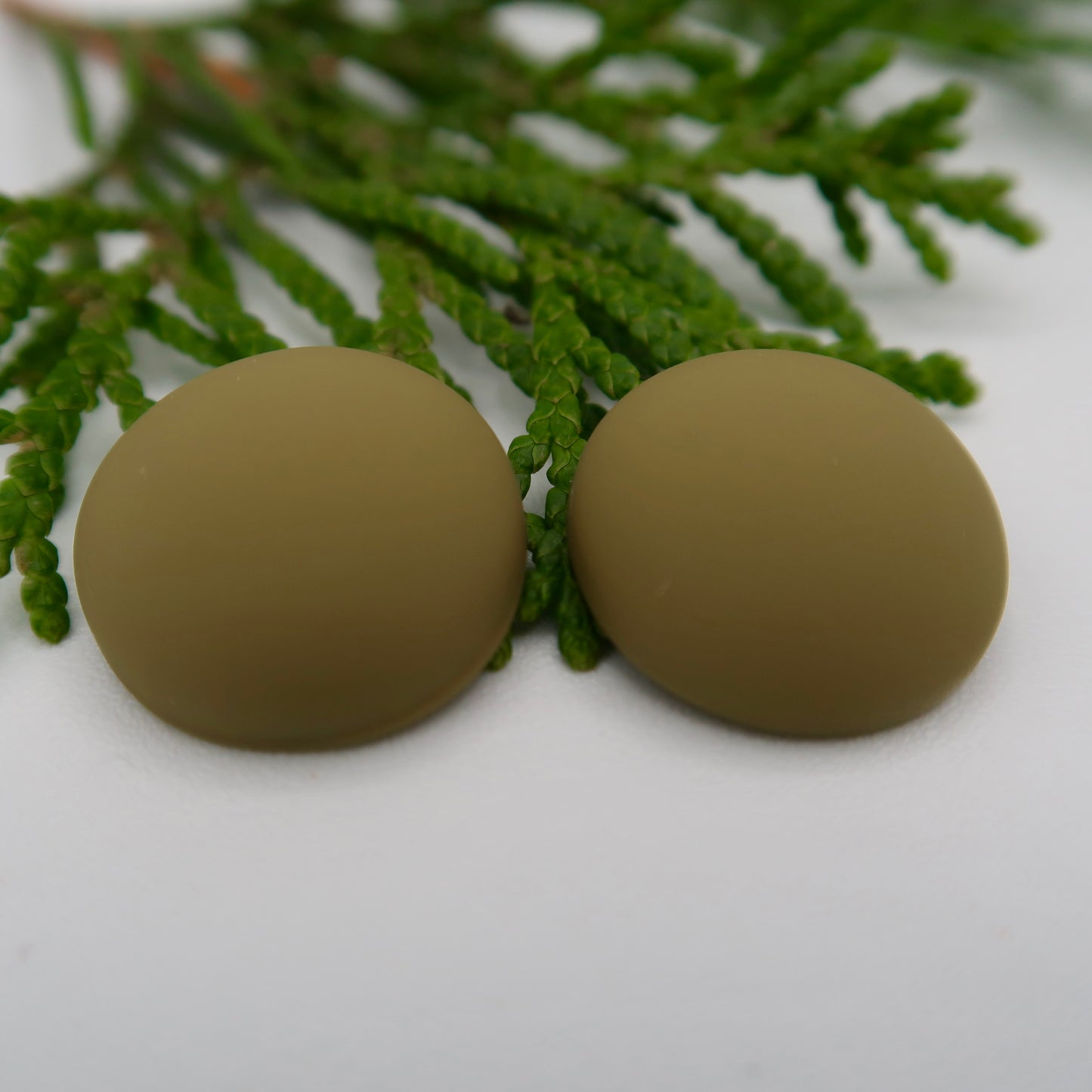 Matte Dome Resin Cabs 16mm & 18mm - 1 pair