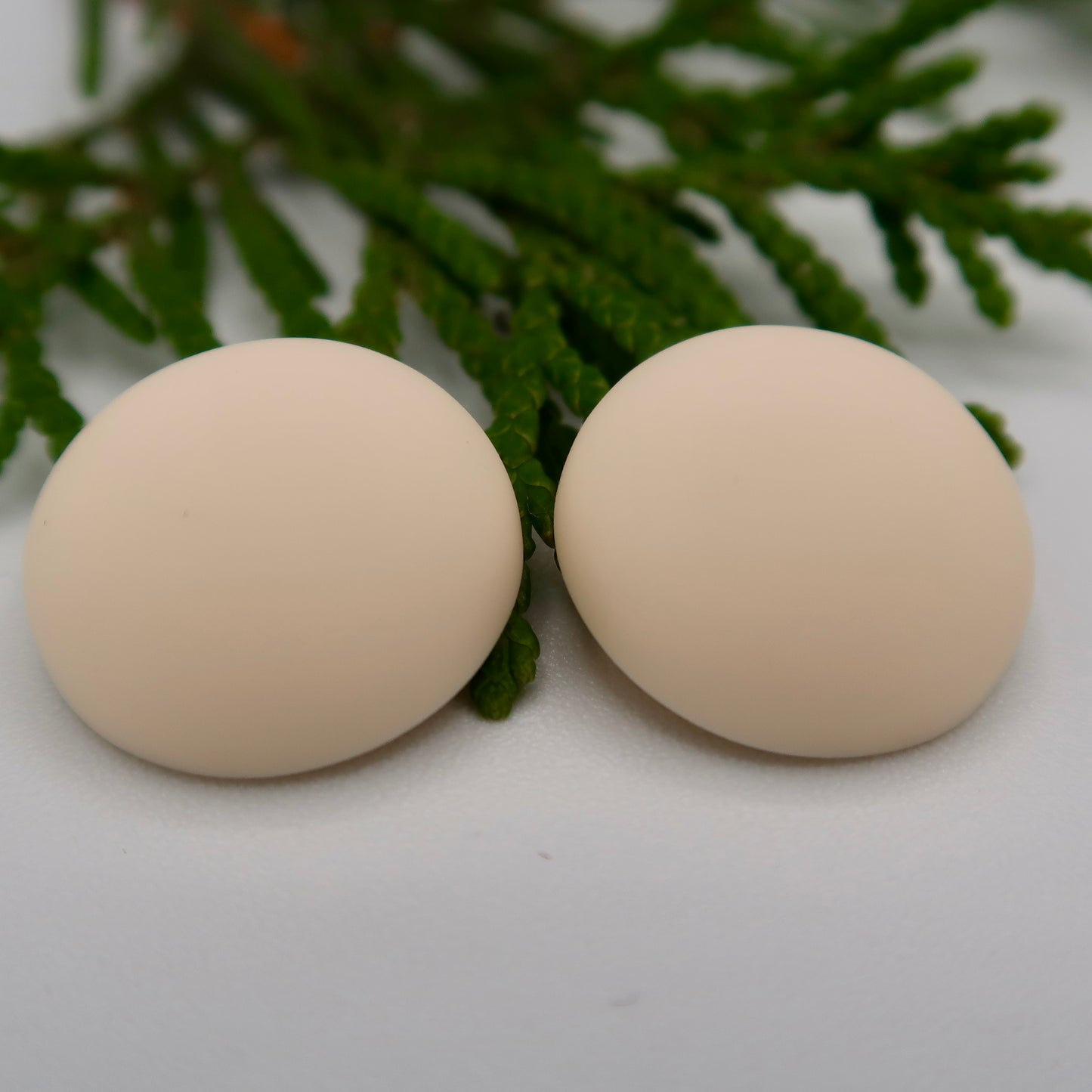 Matte Dome Resin Cabs 16mm & 18mm - 1 pair