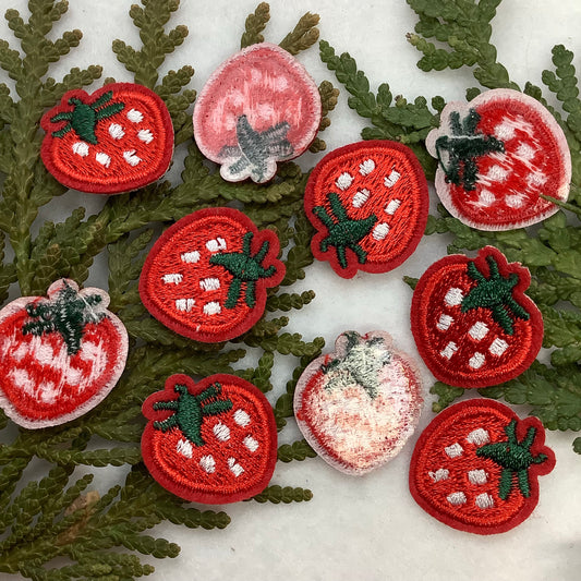 Small Iron-On Strawberry Patch - 10pcs