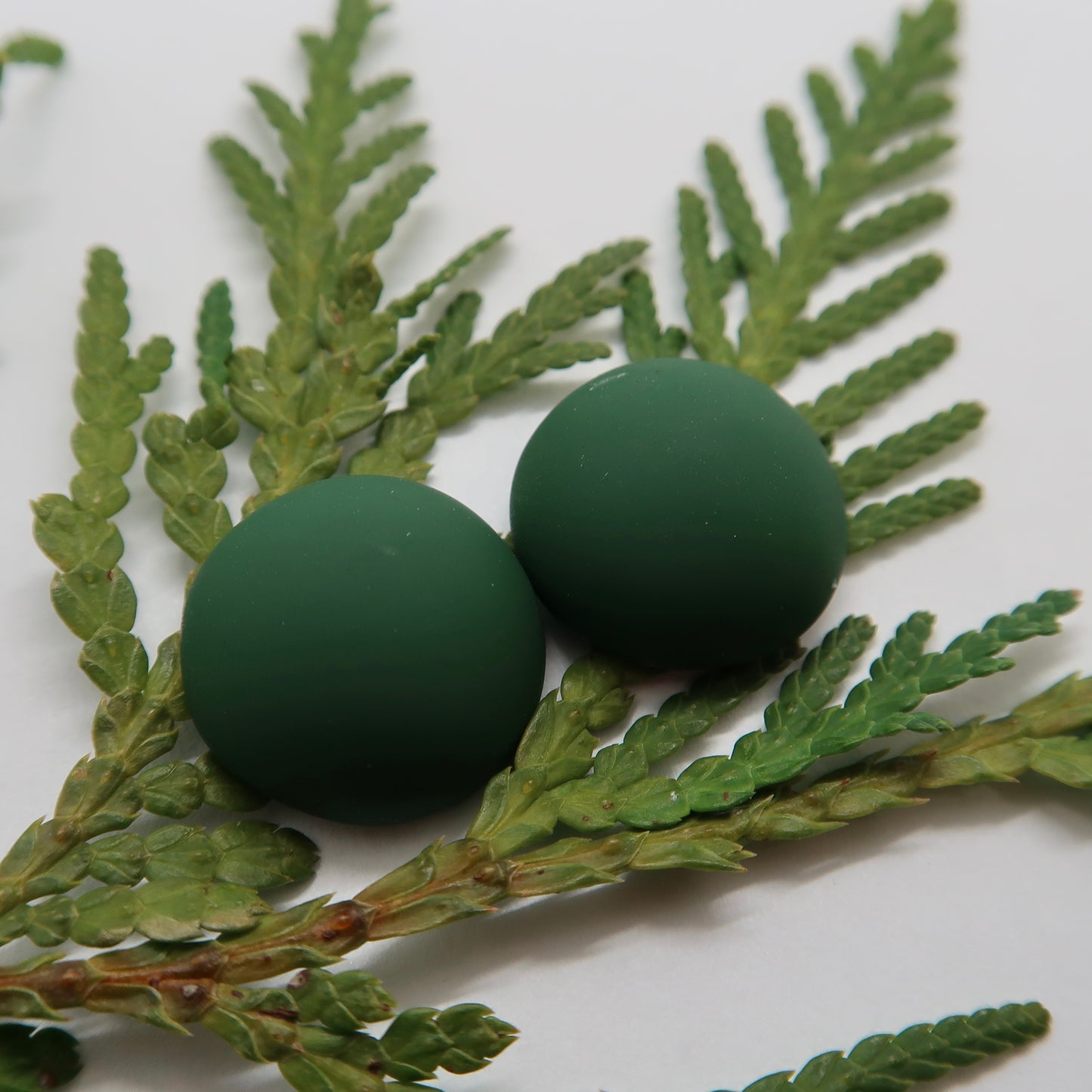 Matte Dome Resin Cabs 16mm & 18mm - 1 pair